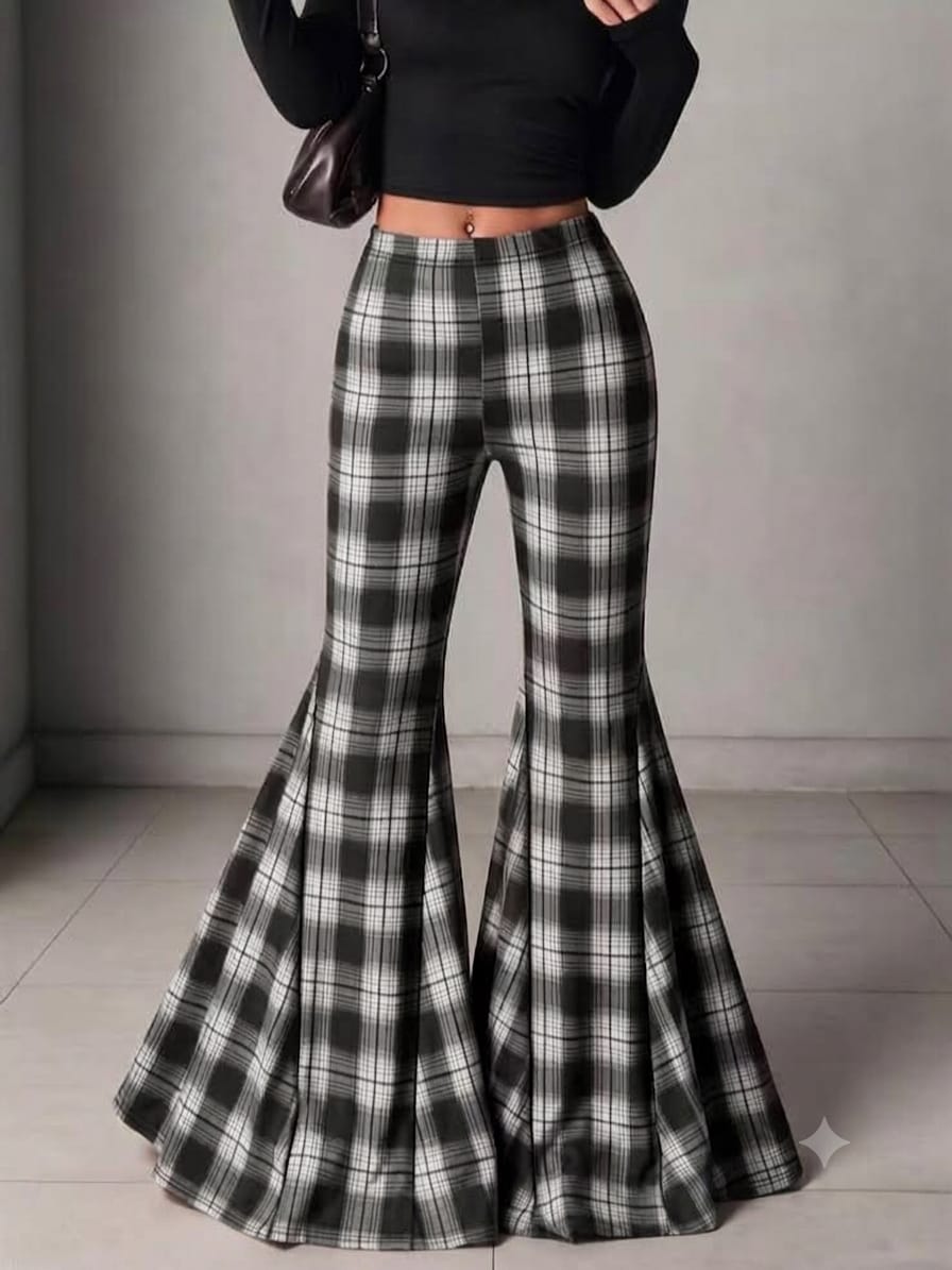 Plaid Black And White Super Flared Pants UK-12/14
