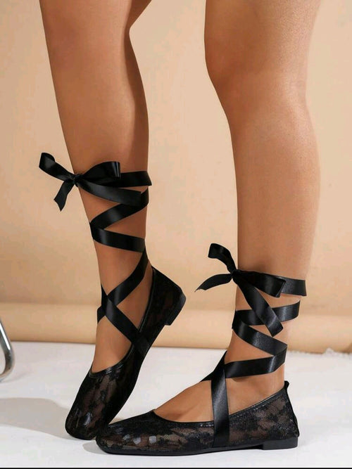 Black Lace Bow-Tie-Up Flat Shoes UK-5.5