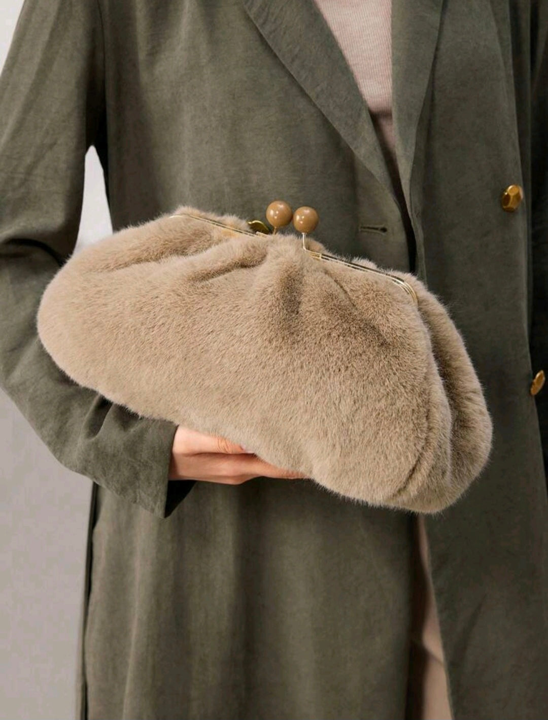 Cream Dream Clutch