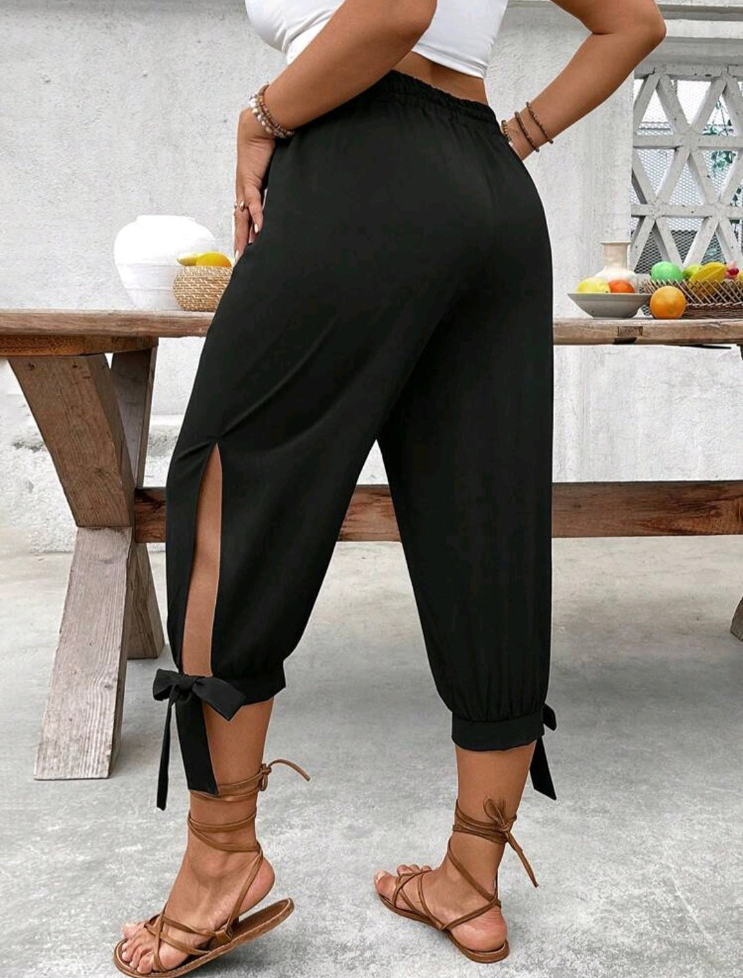 Black Harem Capri — UK 16