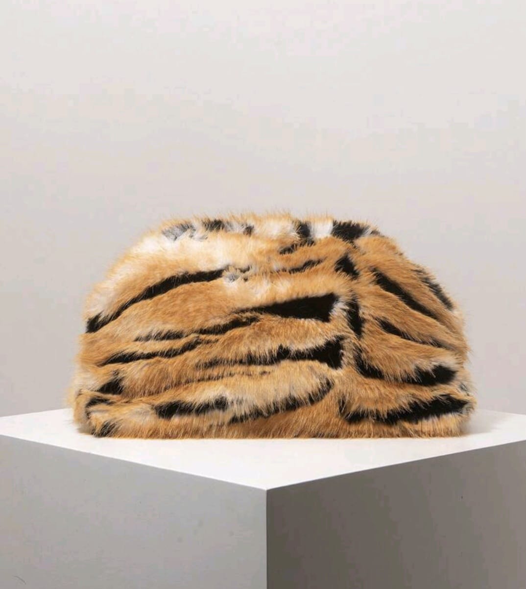 Large Tiger Print Faux Fur Clutch Bag A